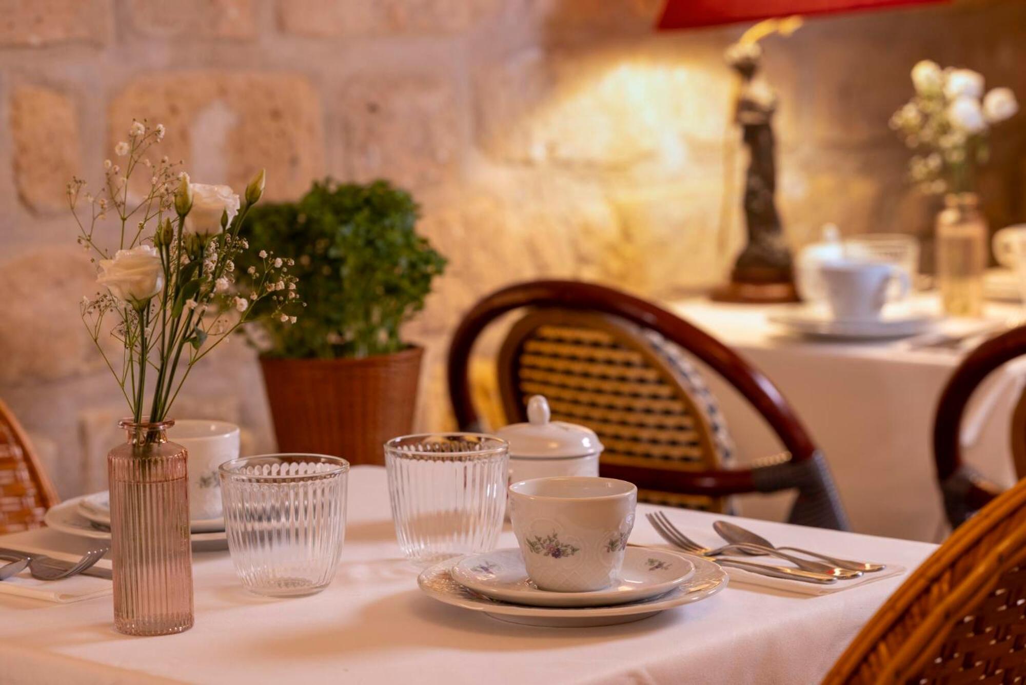 Hotel Le Saint Gregoire Paryż Zewnętrze zdjęcie